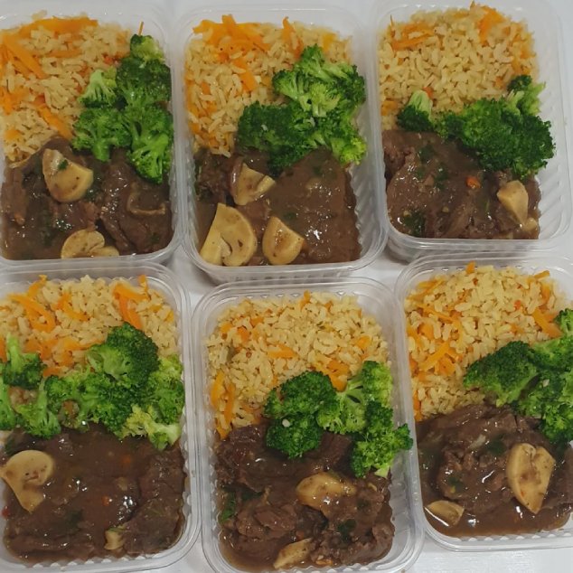 Marmita de carne ao molho madeira